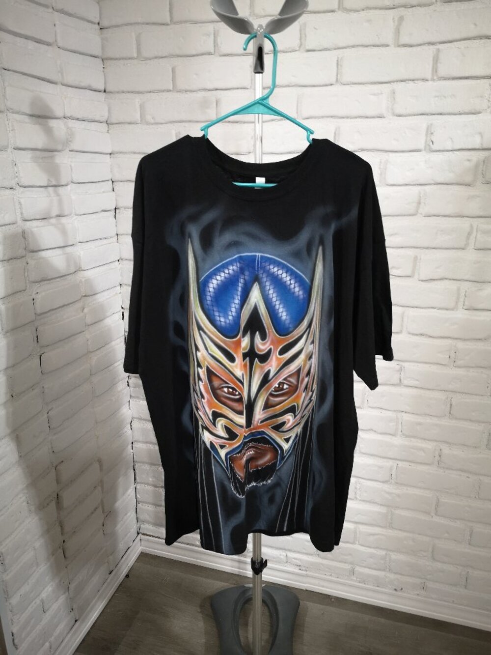 M&O Gold Men's Size XXL Black w/ Air Brushed Wrestling Mask Graphic T-shirt